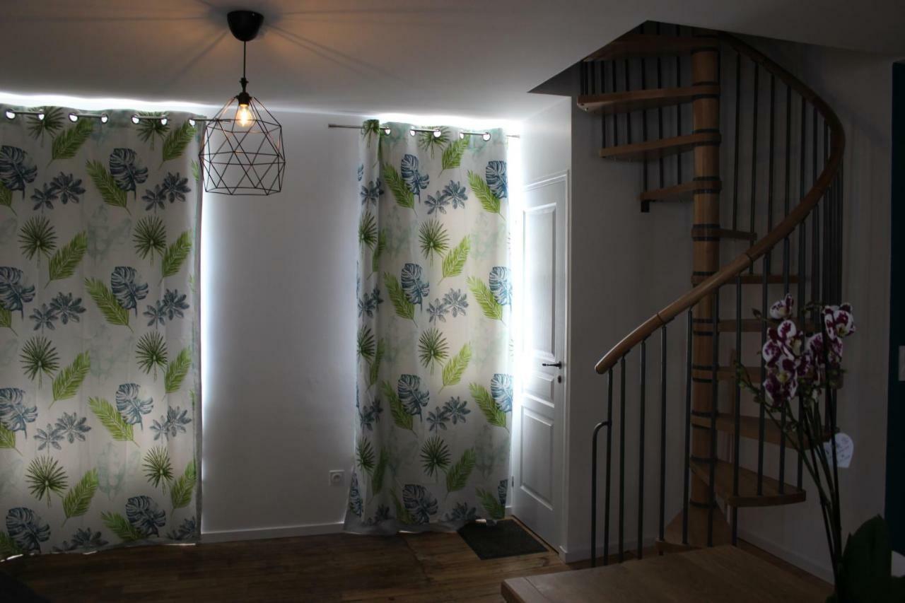 Bel appartement avec vue sur vézère Uzerche Extérieur photo